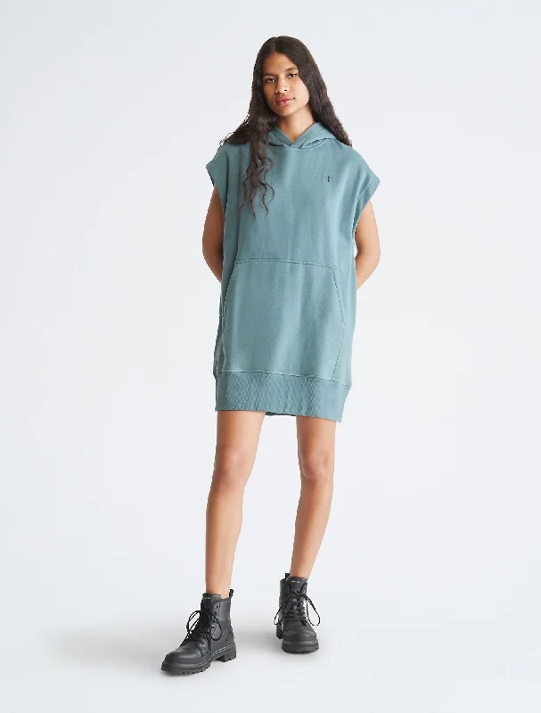 Calvin Klein Archive Logo Fleece Sweatshirt Dress - Women Hoodie with Belted Waist Structured Tailored Calvin Klein Archive Logo Fleece Sweatshirt Dress - Women Hoodie with Belted Waist Structured Tailored