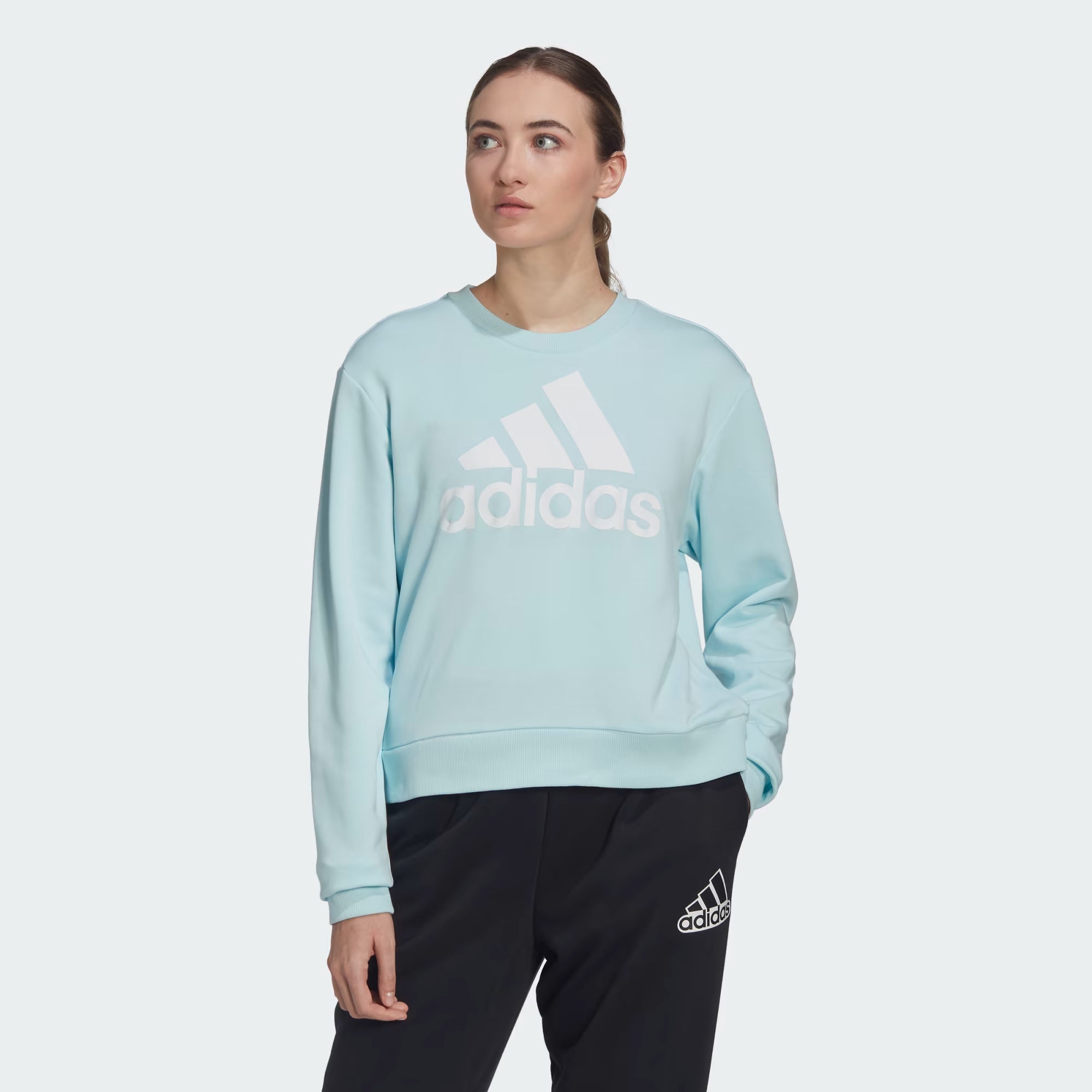 Adidas Essentials Logo Loose Sweatshirt - Women Hoodie with Hem Frayed Vintage Worn