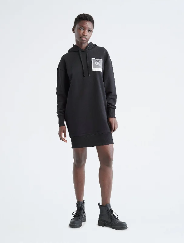 Calvin Klein Polaroid Logo Sweatshirt Dress - Women Hoodie with Mock Neck Collared Structured Calvin Klein Polaroid Logo Sweatshirt Dress - Women Hoodie with Mock Neck Collared Structured