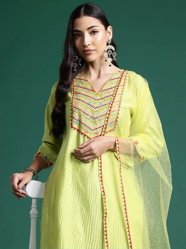 Women Green Embroidered Straight Kurta Trousers With Dupatta Set Trousers practical easy-care Women Green Embroidered Straight Kurta Trousers With Dupatta Set Trousers practical easy-care