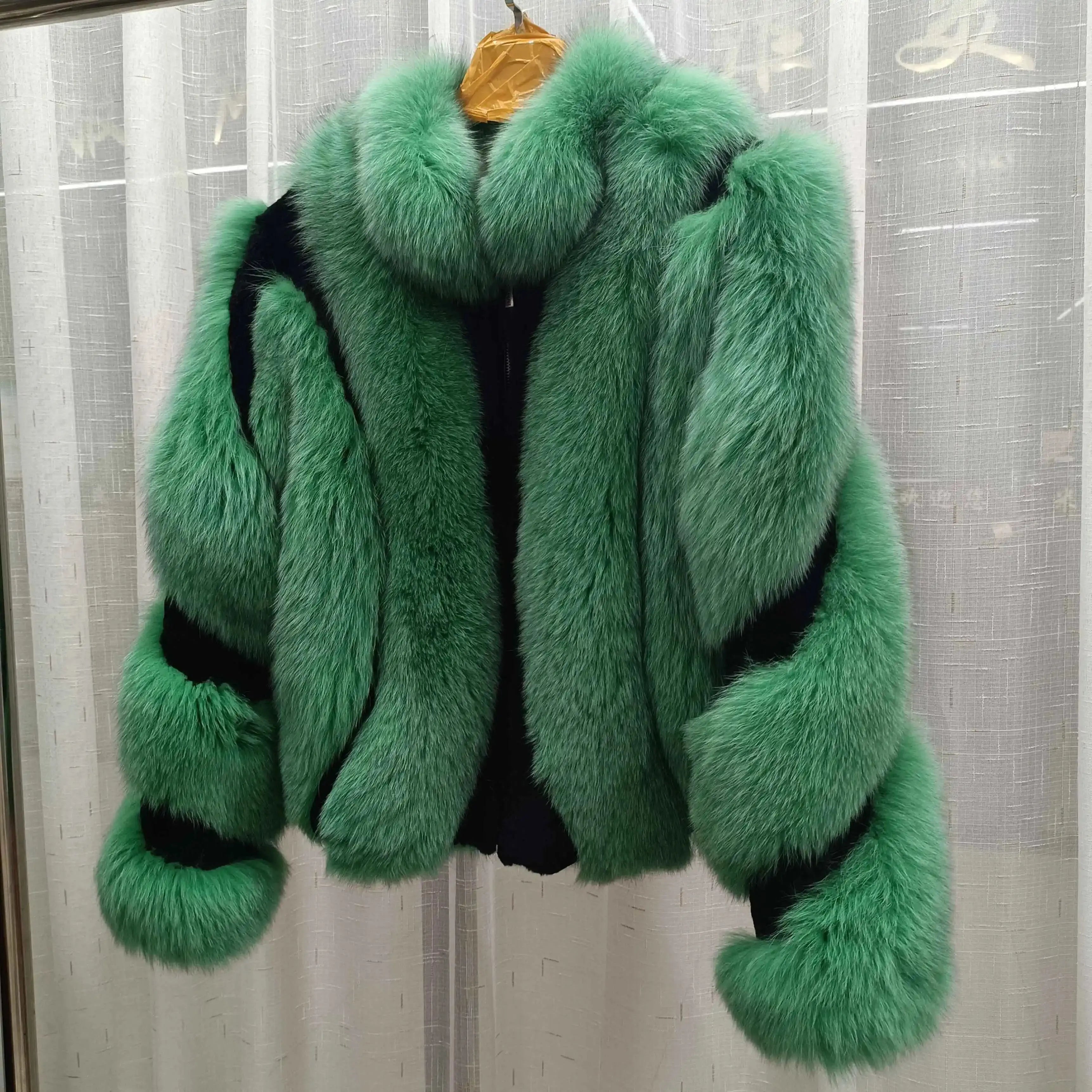 green ang black
