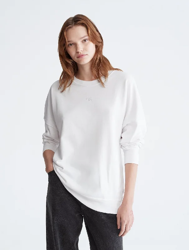 Calvin Klein Oversized Fit Monogram Logo Crewneck Sweatshirt - Women Hoodie with Batwing Sleeves Loose Dramatic Calvin Klein Oversized Fit Monogram Logo Crewneck Sweatshirt - Women Hoodie with Batwing Sleeves Loose Dramatic