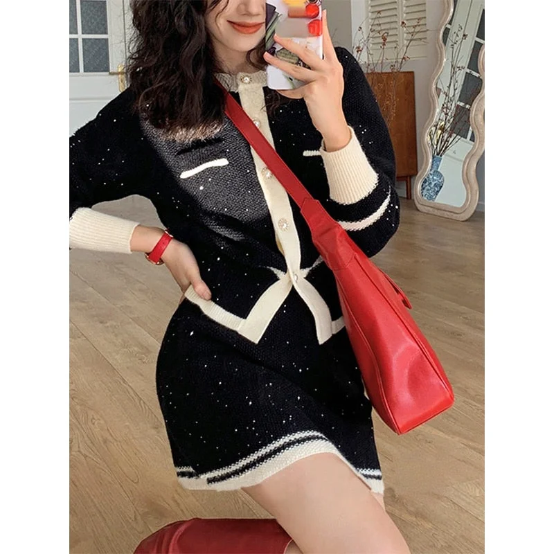 Black Mini Sets