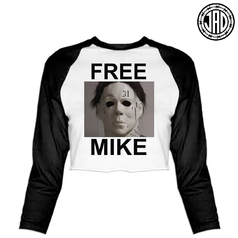Free Mike - Women's Cropped Baseball Tee Welt Pockets Slit Pockets Flap Pockets
